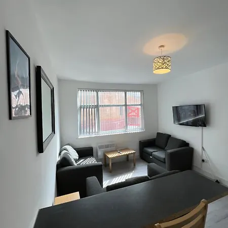 The Bake Apartment - 5 Bedroom Large Apartment Sleeps Up To 16 Person Newcastle Upon Tyne Esterno foto
