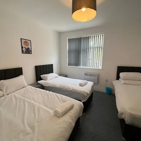 The Bake Apartment - 5 Bedroom Large Apartment Sleeps Up To 16 Person Newcastle Upon Tyne Esterno foto