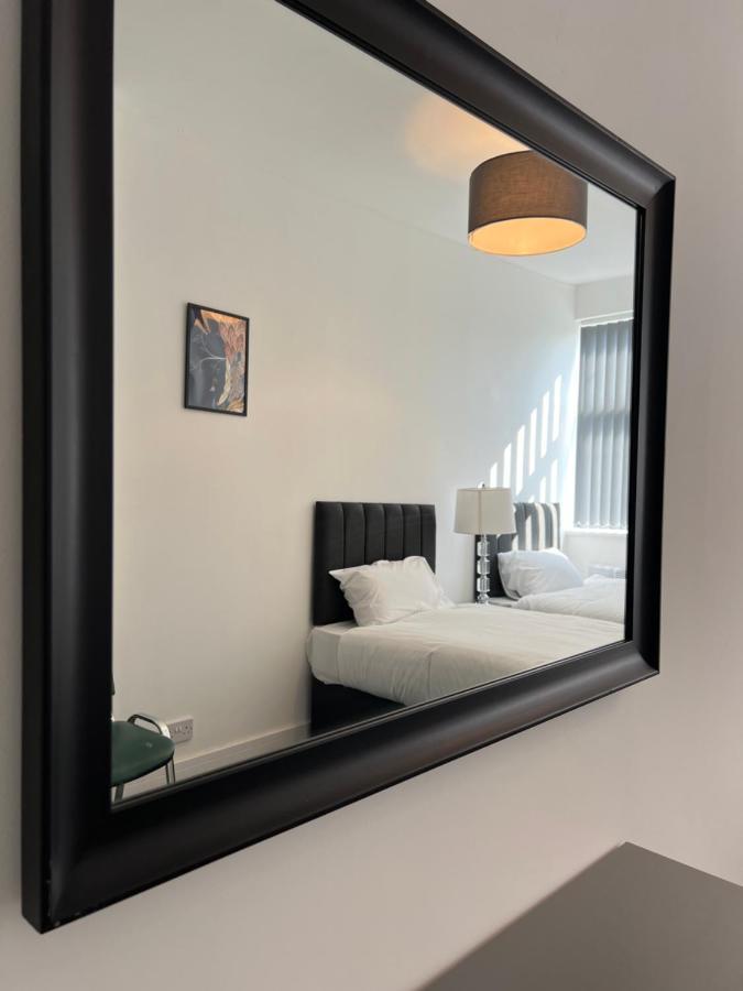 Appartamento The Bake - 5 Bedroom Large Sleeps Up To 16 Person Newcastle Upon Tyne